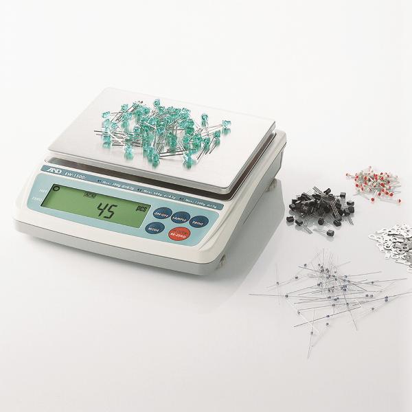 A&D EW-150i EW-I Series Compact Balance, 3000/6000/12000 g Capacity, 1/2/5 g Readability