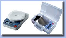 A&D HL-2000iVP HL-i Series Compact Scale, 2000 g Capacity, 1 g Readability